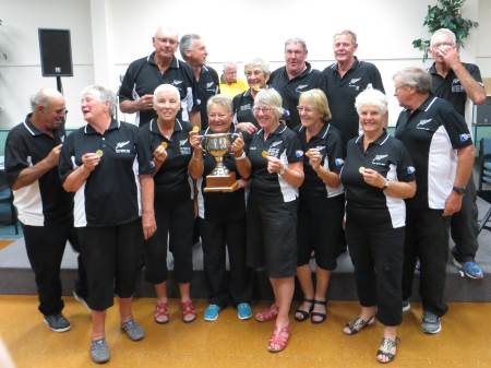 NZ Trans Tasman Senior team with trophy