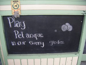 Play Pétanque in our sunny garden